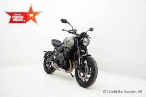 Triumph Trident bild 2