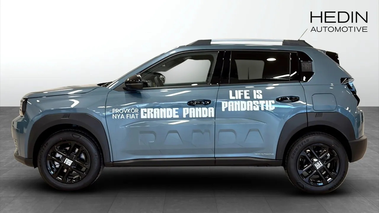 Vehicle image 5
