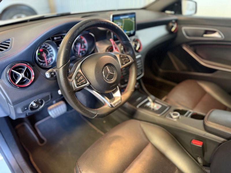 Mercedes CLA45 AMG bild 21