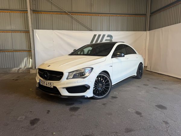 Mercedes CLA45 AMG 4MATIC Pano Skinn Navi Backkamera - 2015