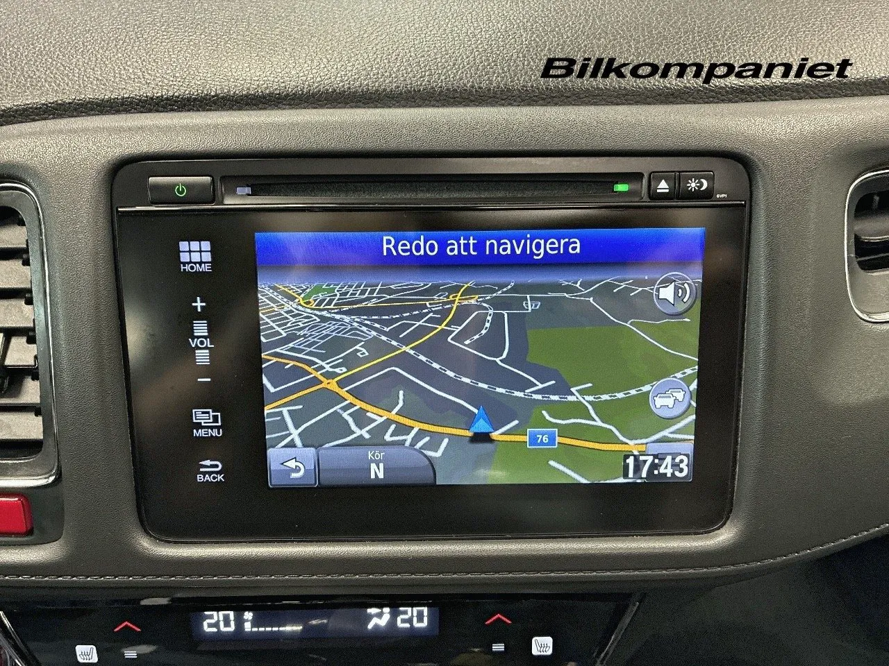Vehicle image 11