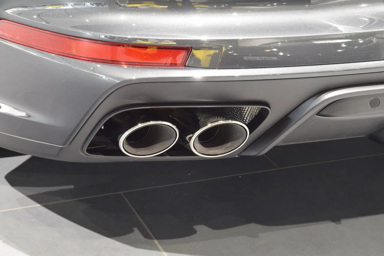 Vehicle image 22