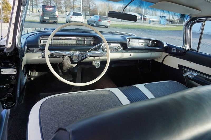 Oldsmobile 88 bild 16