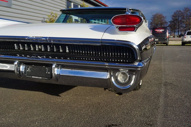 Oldsmobile 88 bild 8
