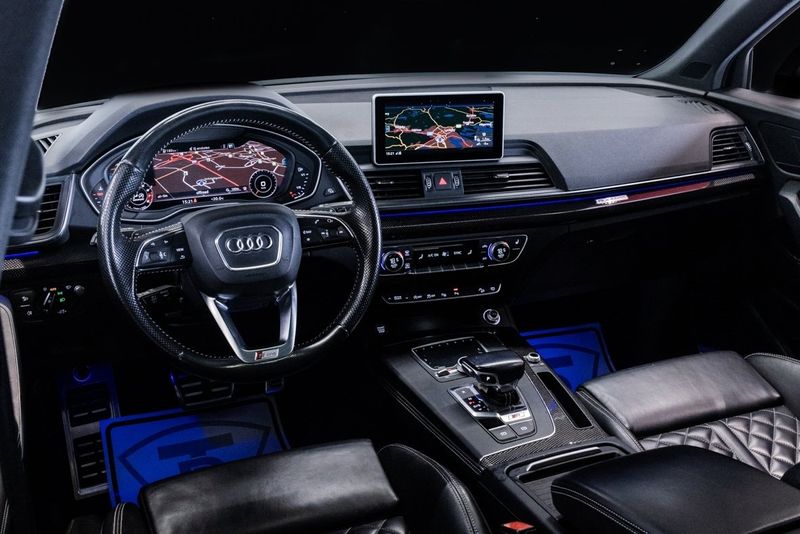 Audi SQ5 bild 18