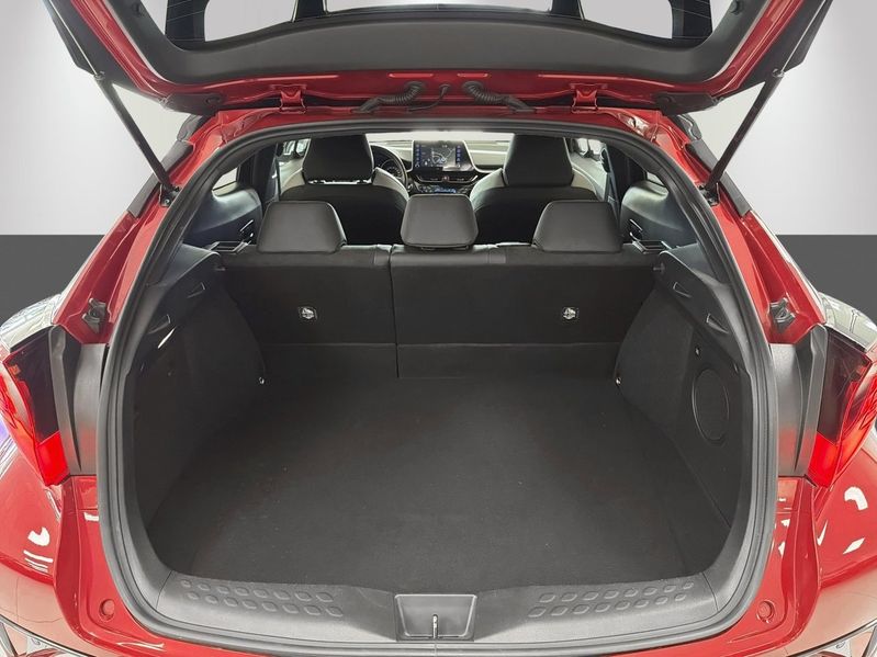 Toyota C-HR bild 15