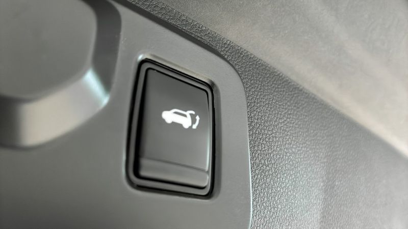 Renault Rafale bild 11