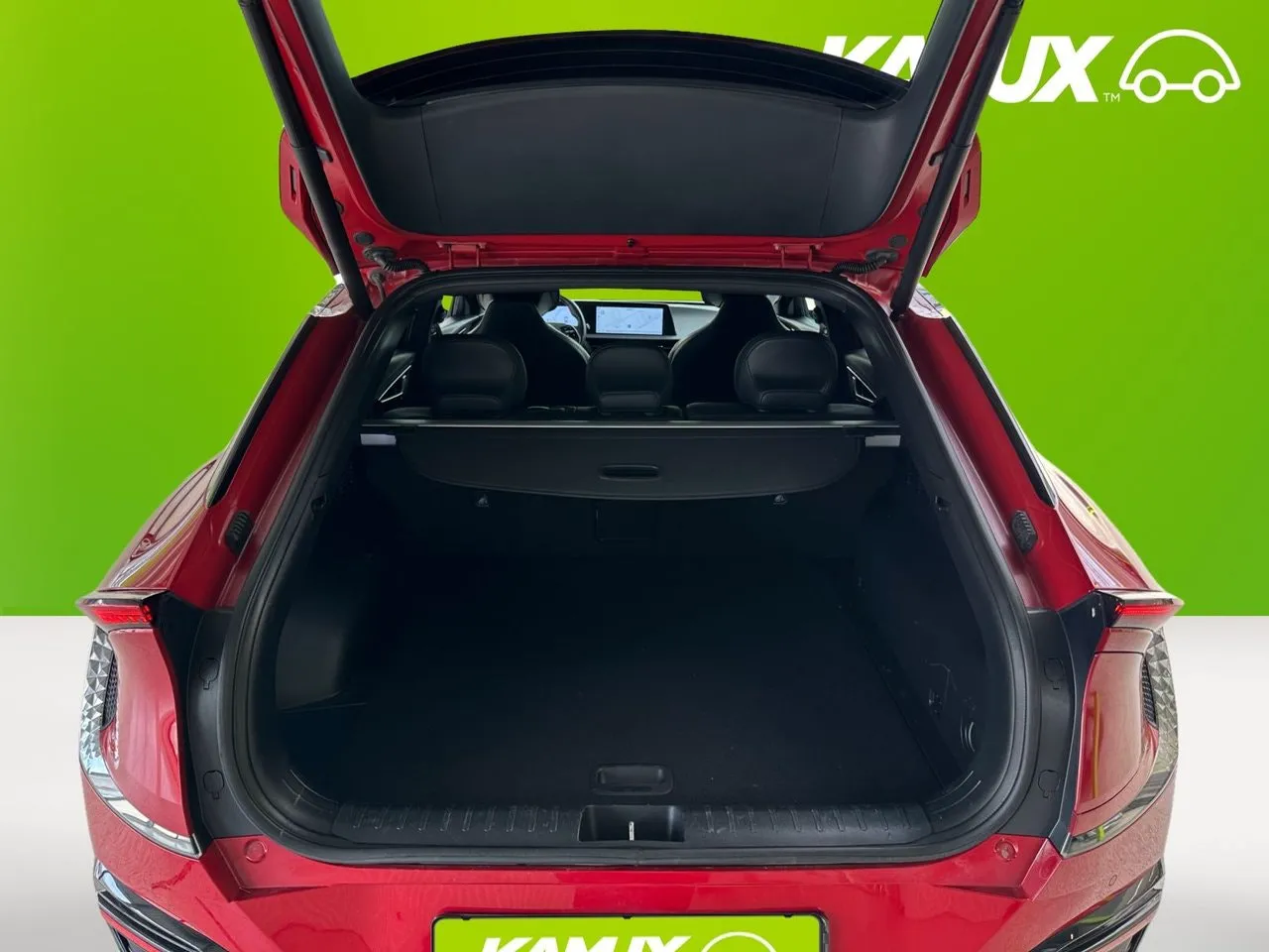 Vehicle image 16