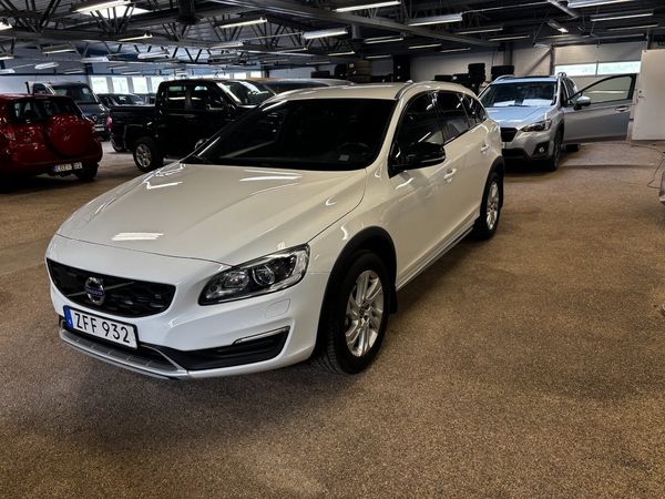 Volvo V60 Cross Country D4 Aut Classic Momentum Backkamera Drag - 2018