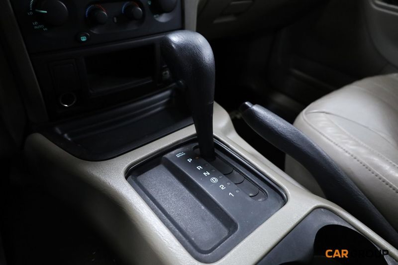 Jeep Grand Cherokee bild 17