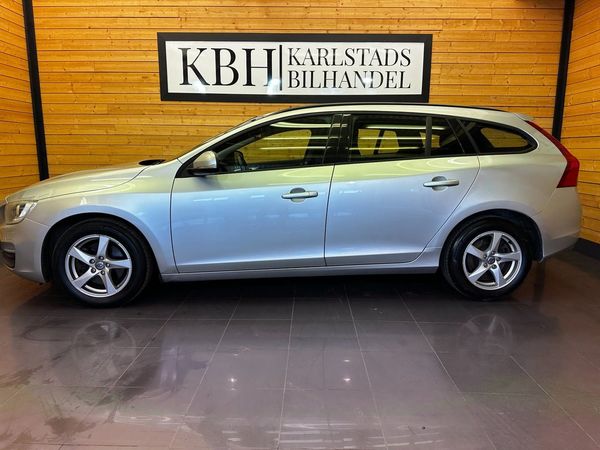 Volvo V60 D2 Kinetic Euro 5 - 2015
