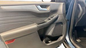 Ford Kuga bild 11