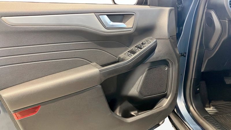 Ford Kuga bild 11