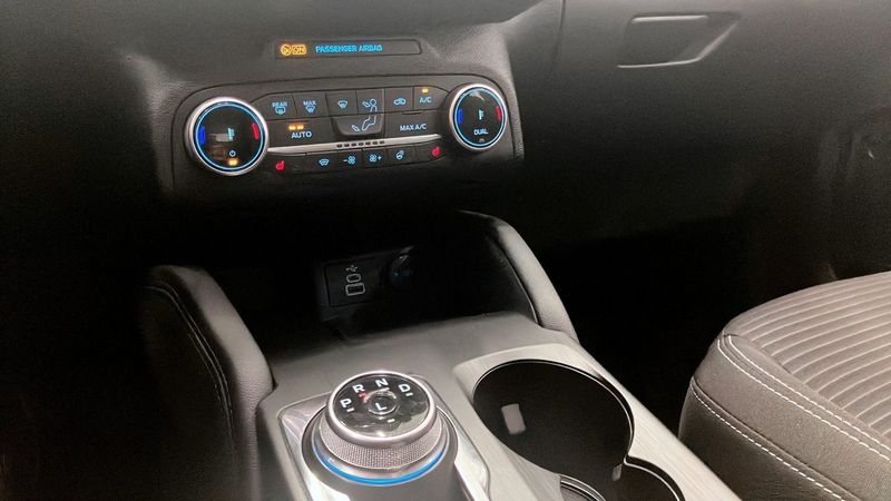 Ford Kuga bild 14