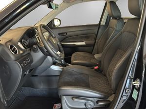 Suzuki Vitara bild 8
