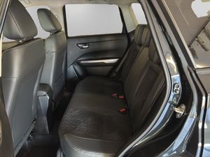 Suzuki Vitara bild 9