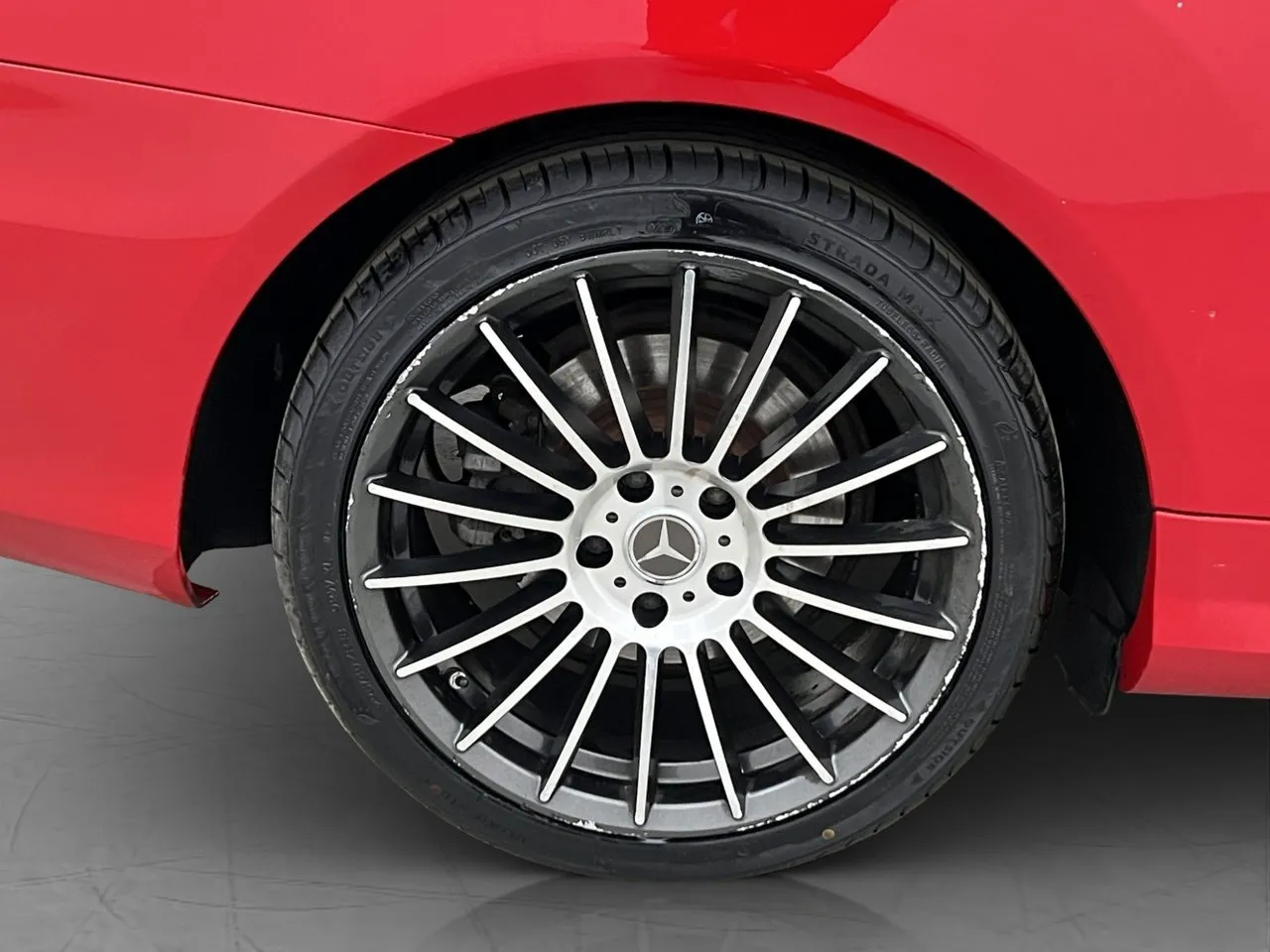 Vehicle image 25