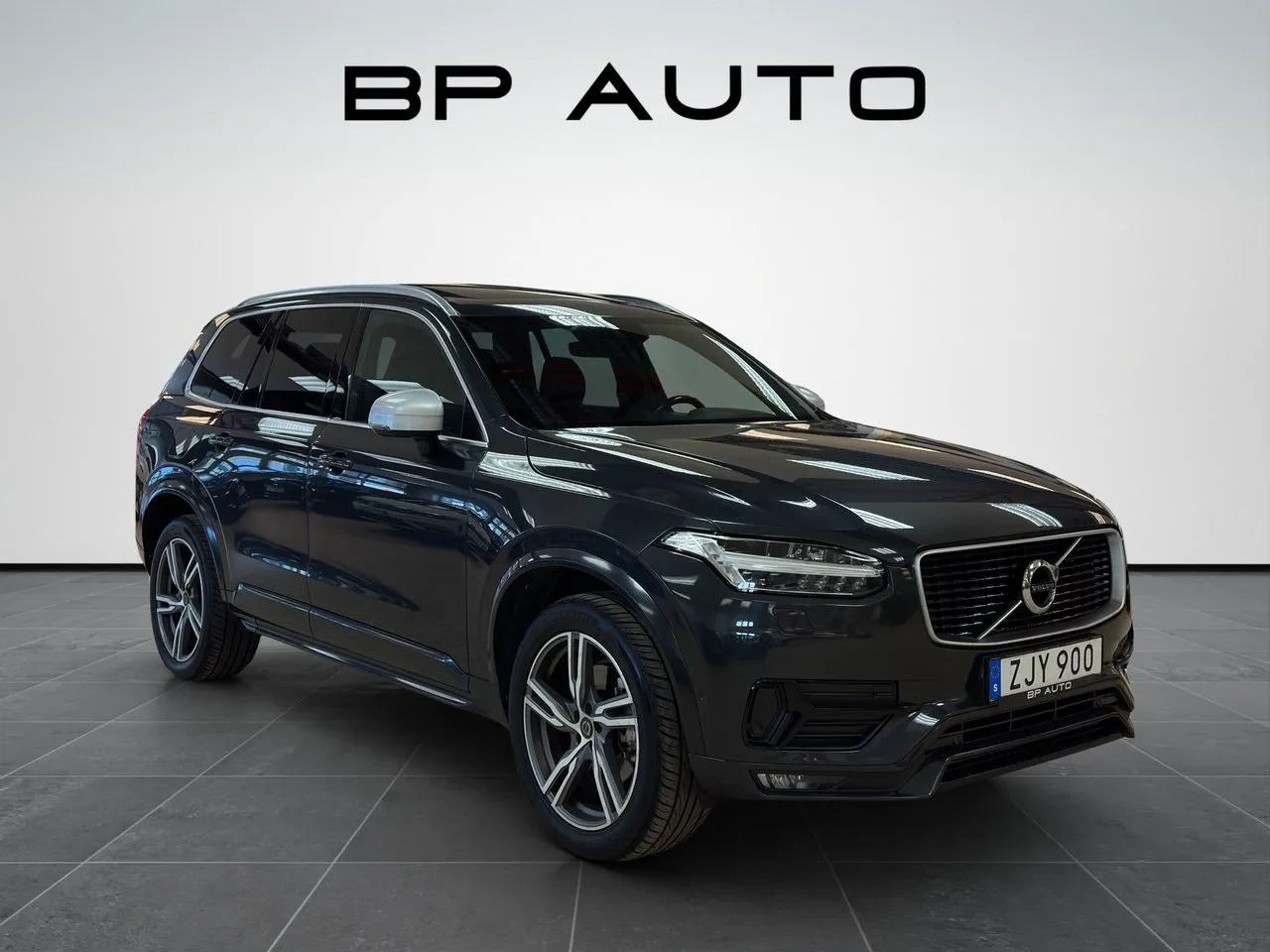 Vehicle image 7