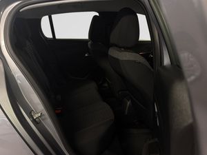 Peugeot 208 bild 22