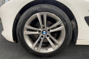 BMW 320 bild 16