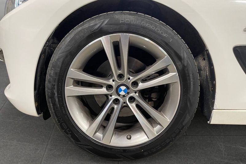 BMW 320 bild 16