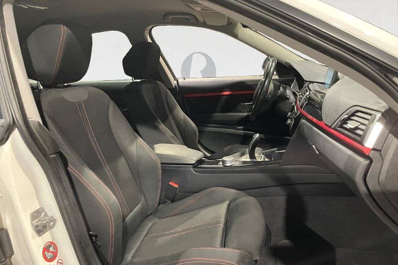 BMW 320 bild 15