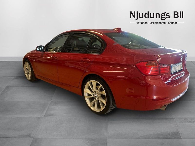 BMW 320 bild 2