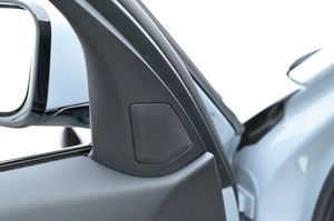 BMW 330 bild 18