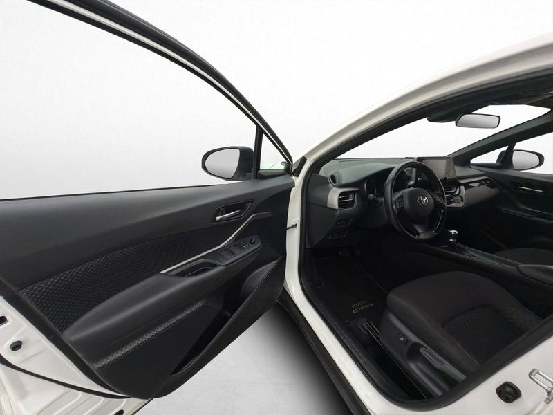 Toyota C-HR bild 9