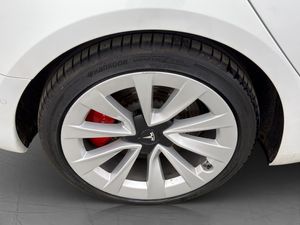 Tesla Model 3 bild 31