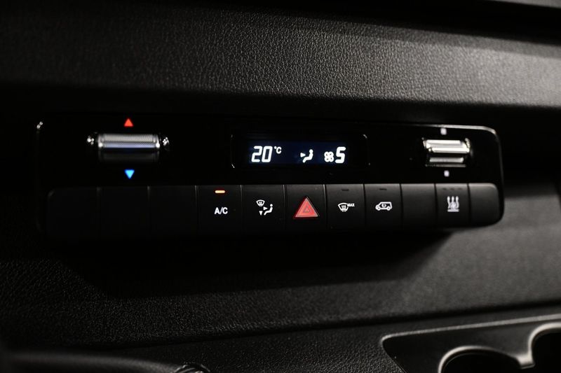 Mercedes Sprinter bild 23