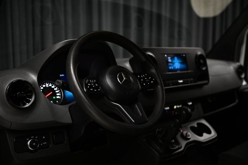 Mercedes Sprinter bild 19