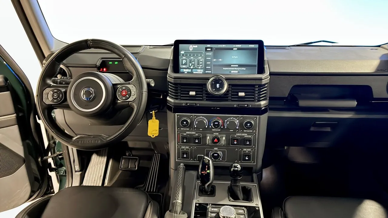 Vehicle image 3