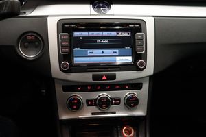 Volkswagen Passat bild 13