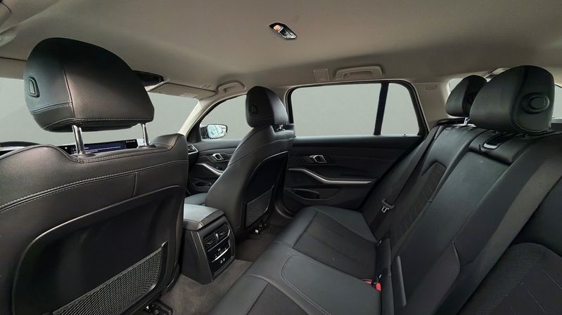 BMW 330 bild 11