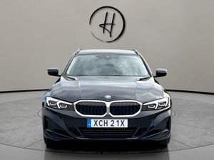 BMW 330 bild 2
