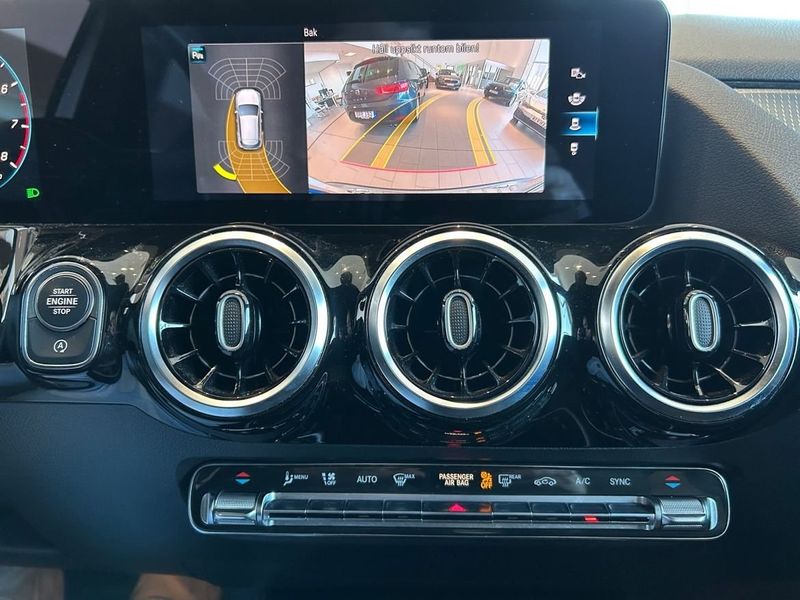 Mercedes GLA250+ bild 13