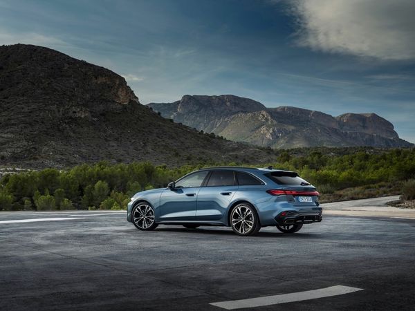 Audi A5 e hybrid quattro 4995kr/mån - 2027