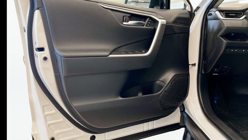 Toyota RAV4 bild 11