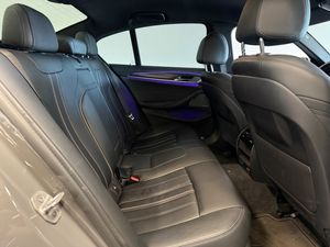 BMW 530 bild 9