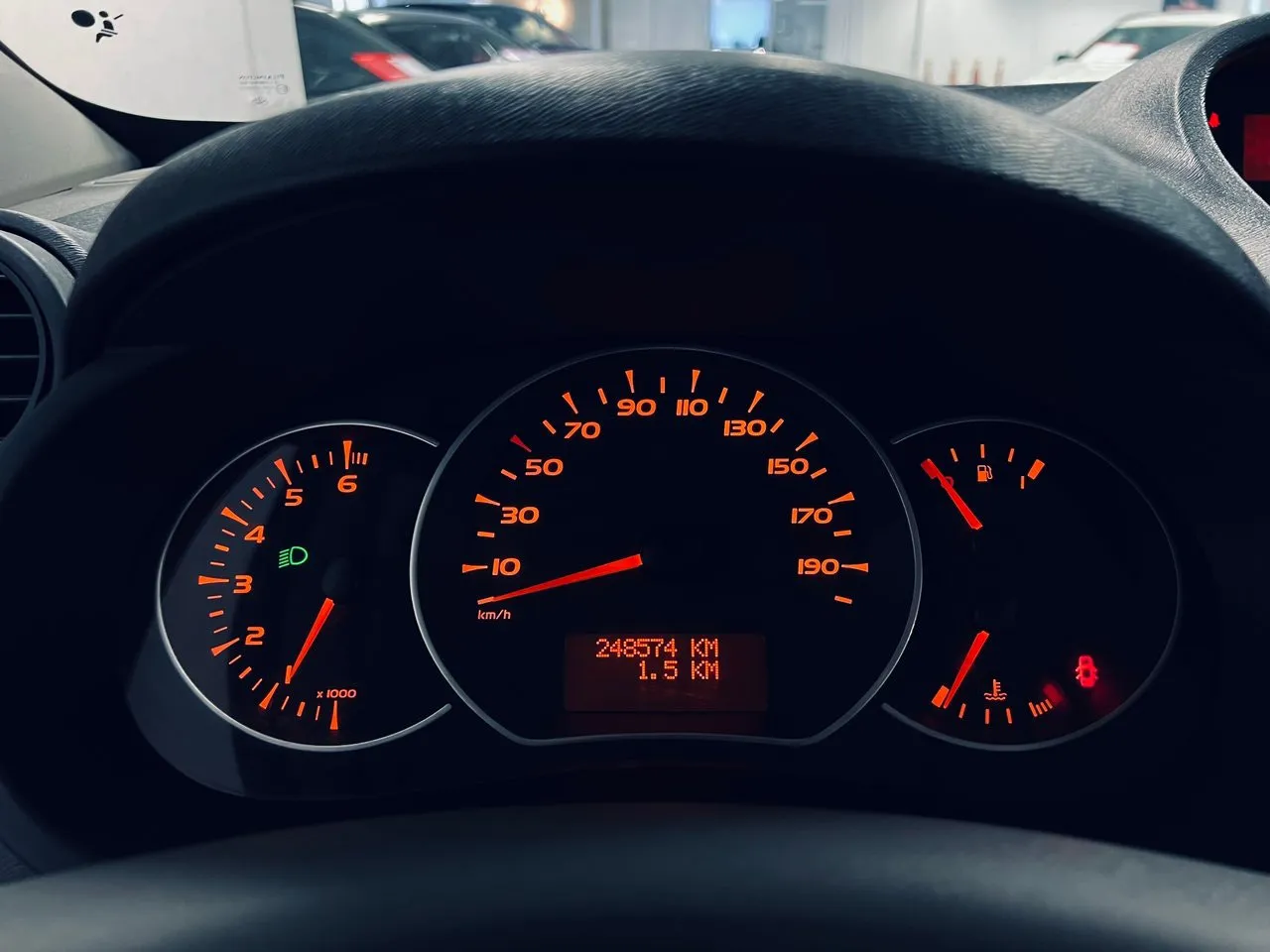 Vehicle image 15