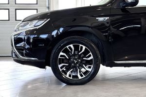 Mitsubishi Outlander bild 2