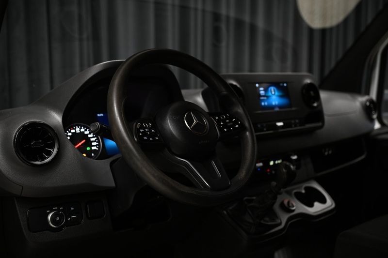 Mercedes Sprinter bild 19