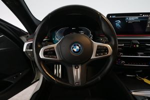 BMW 530 bild 16