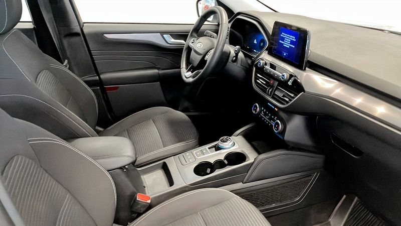 Ford Kuga bild 3