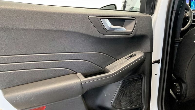 Ford Kuga bild 11
