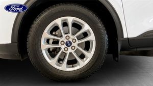 Ford Kuga bild 9