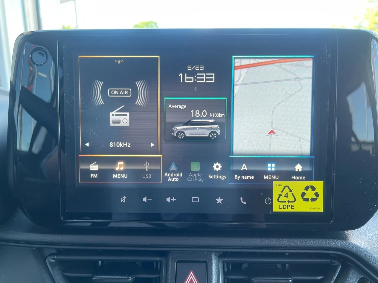 Vehicle image 19
