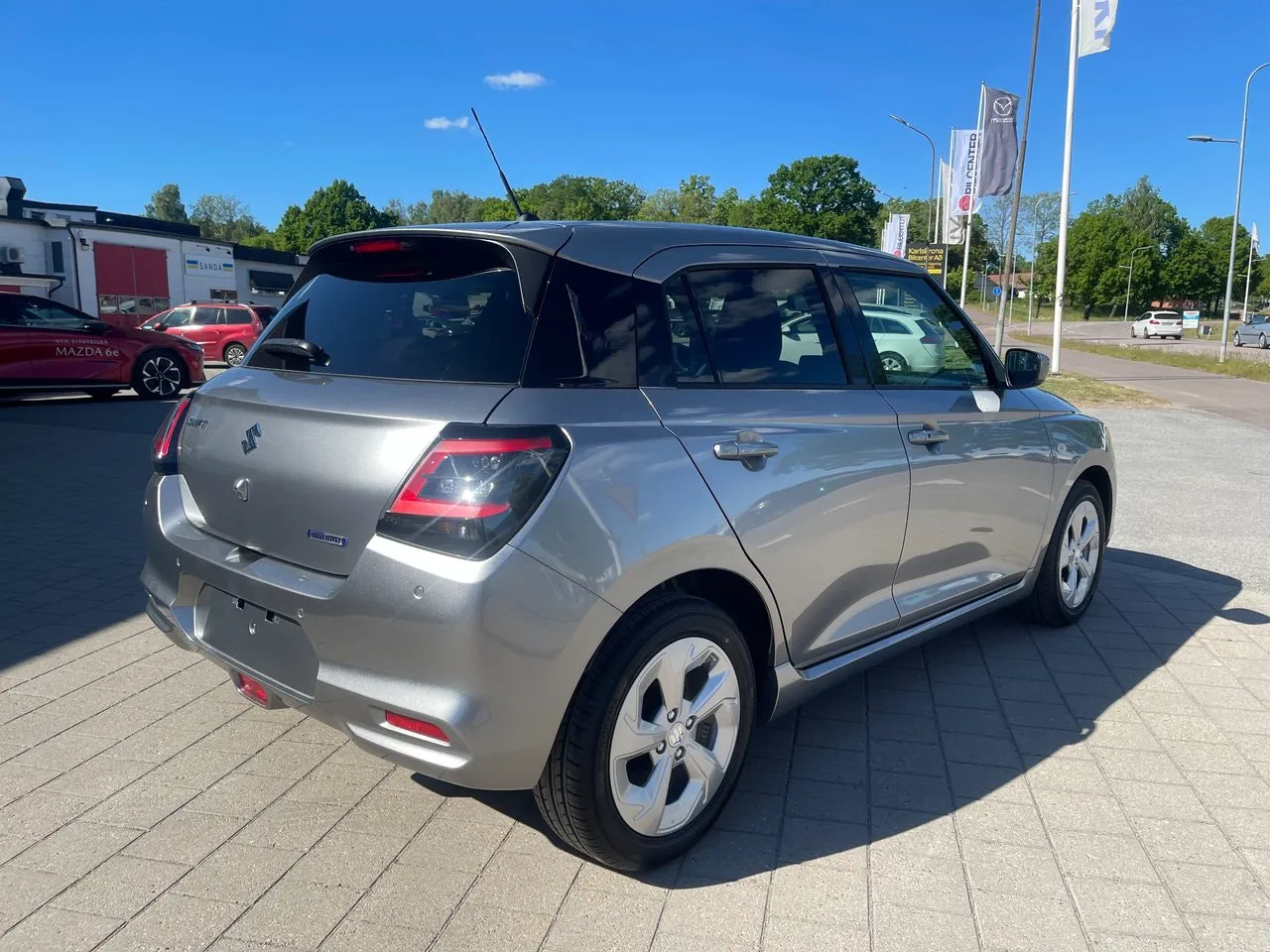 Vehicle image 2