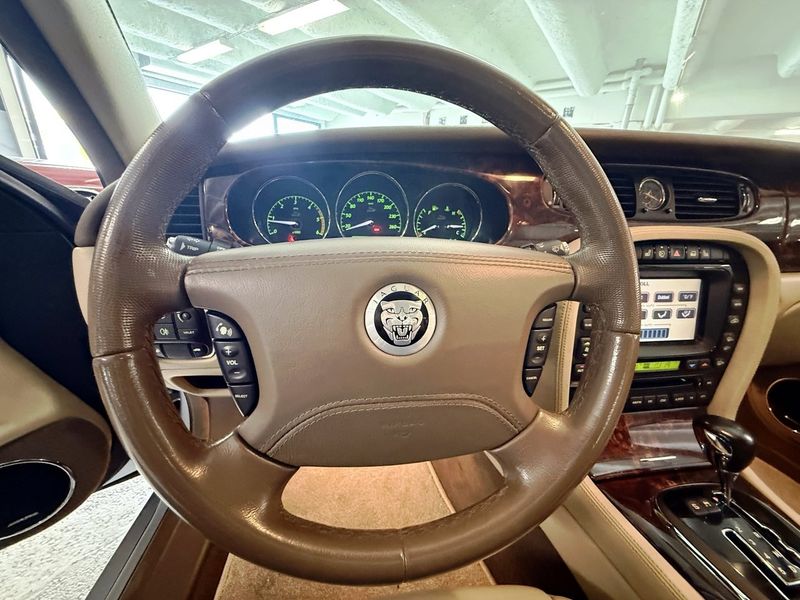 Jaguar XJ bild 13